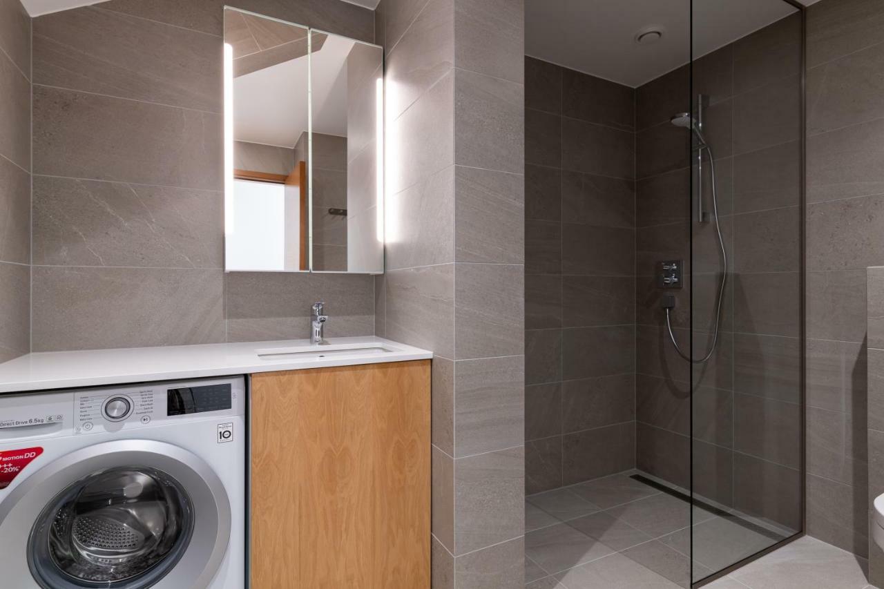 Self-Check-In 2 Bedroom Apartment With A Terrace And Free Parking Tallin Exterior foto
